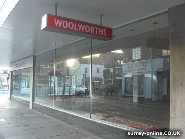 Woolworths Empty Store - Surrey Walton Bridge Rd